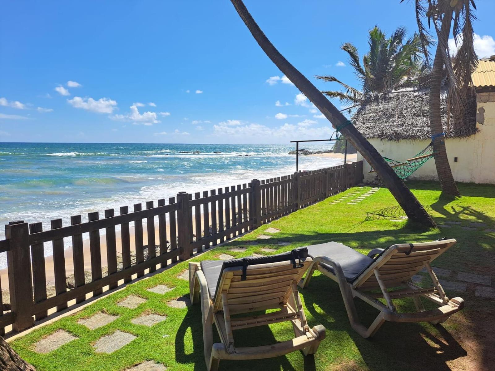 Hakuna Matara Beach Bungalows מראה חיצוני תמונה